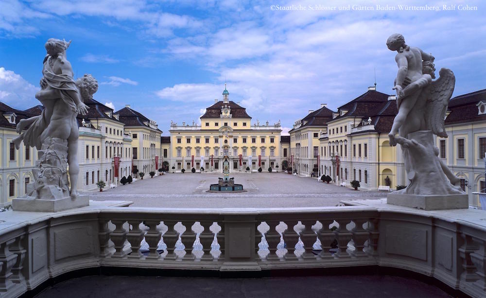 leMaestroお勧め城内撮影のルートヴィヒスブルク城旧館外観