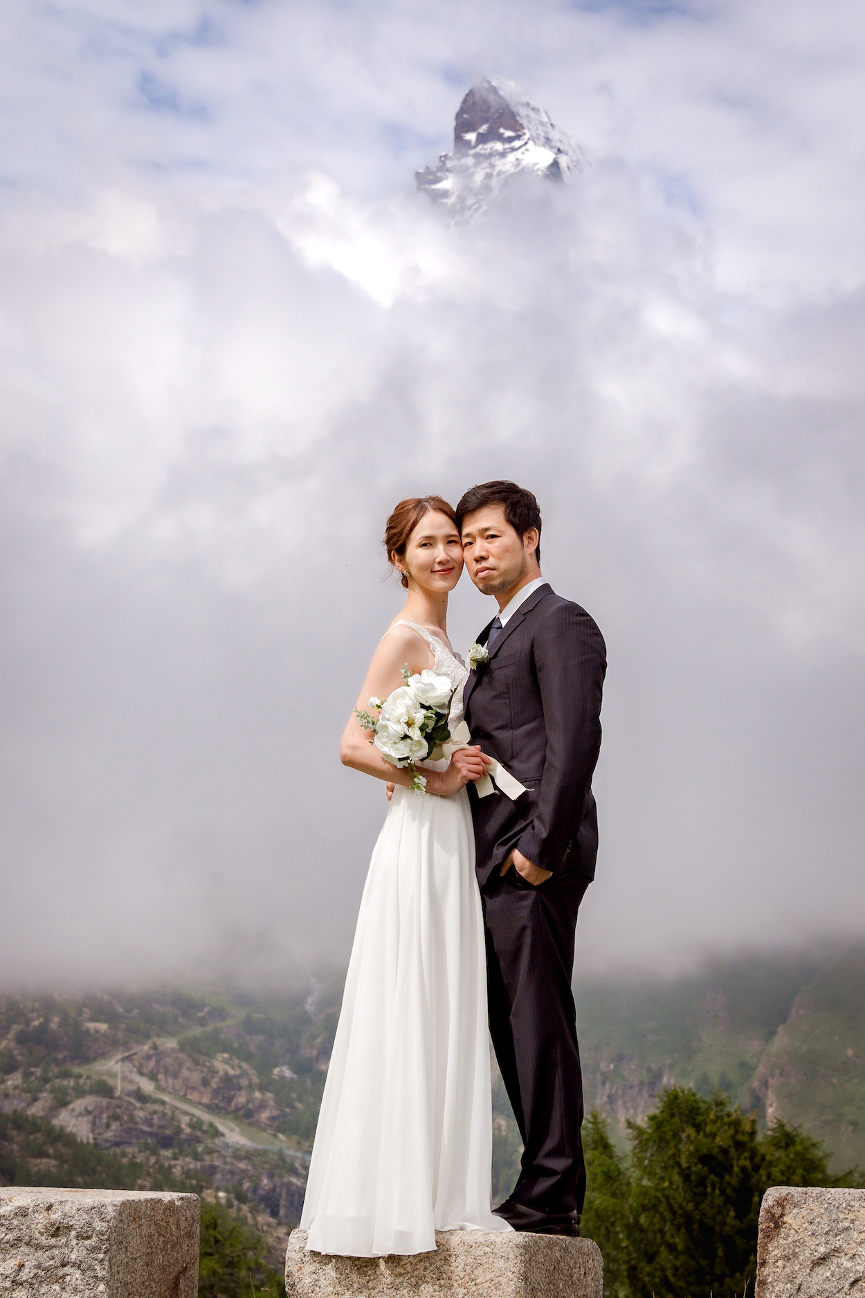 Wedding photo shoot on Riffelalp, Zermatt