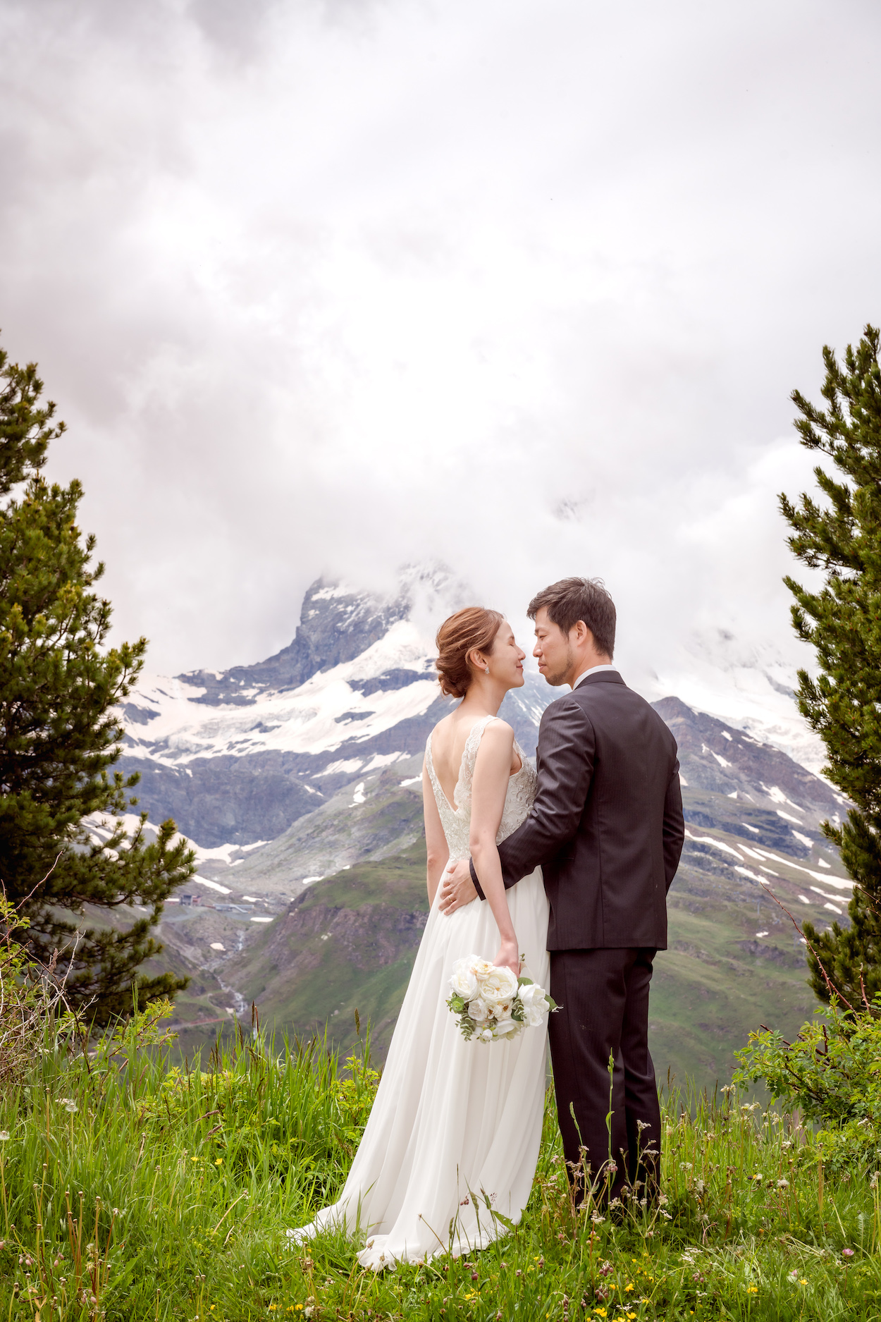 Wedding photo shoot on Riffelalp, Zermatt
